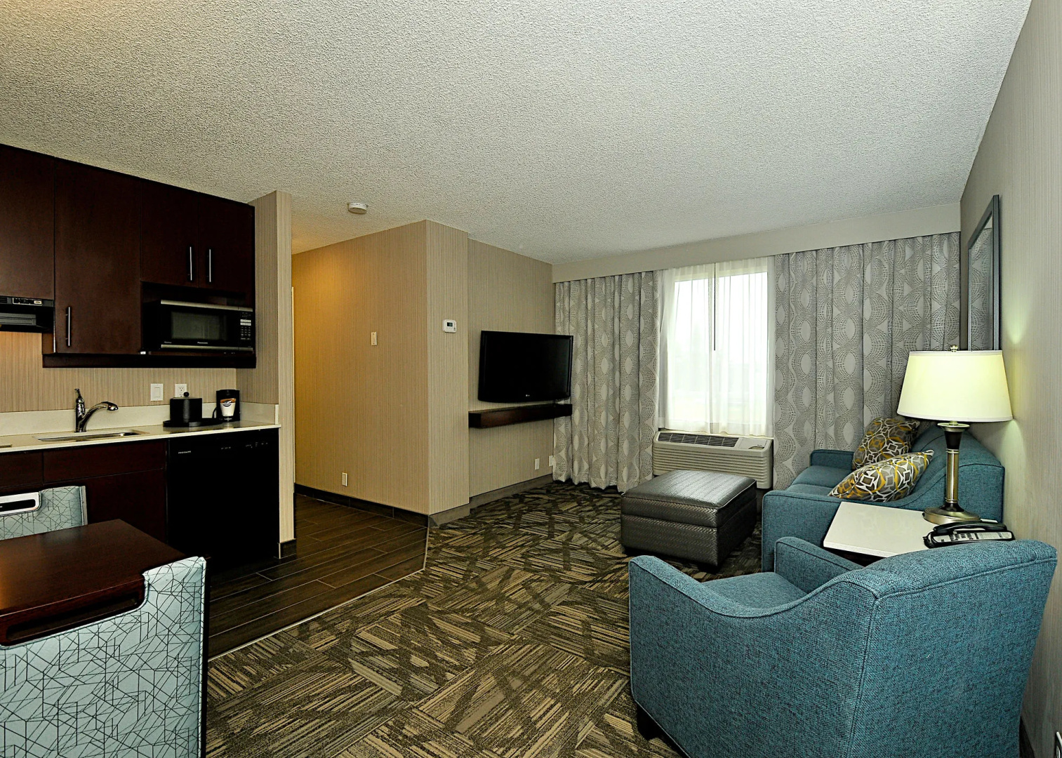 Foto - Hampton Inn & Suites by Hilton Calgary-Airport