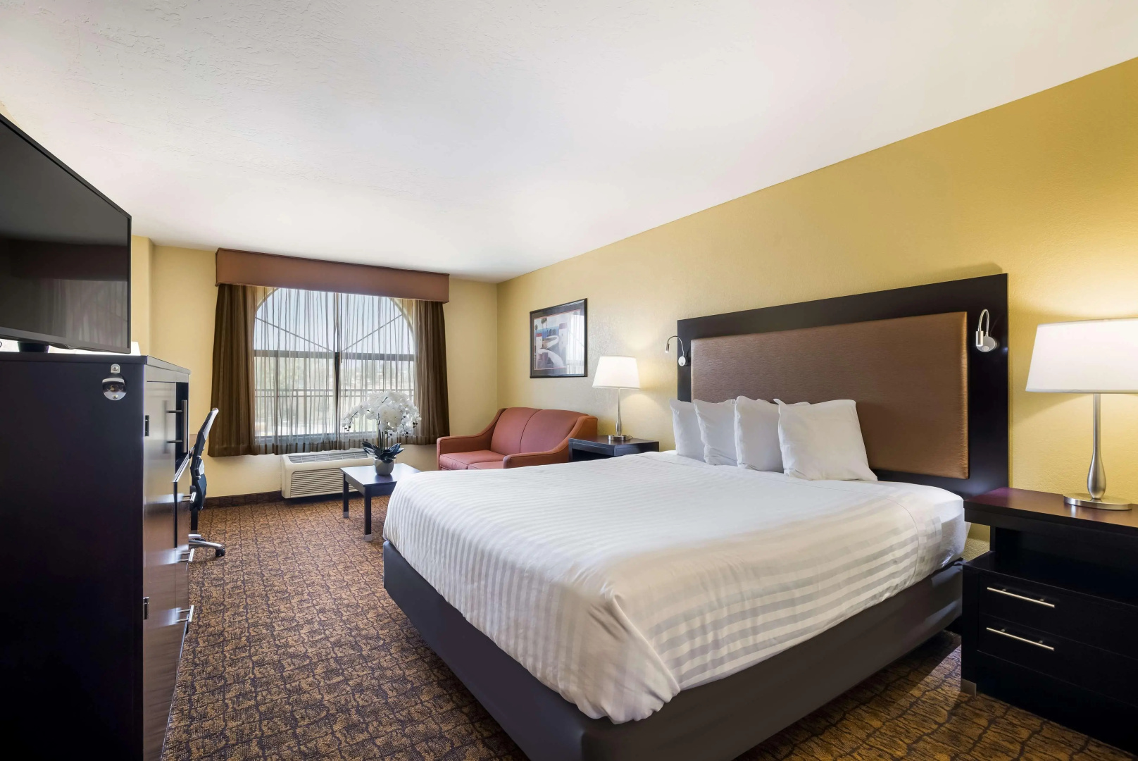 Photo - Best Western Escondido Hotel