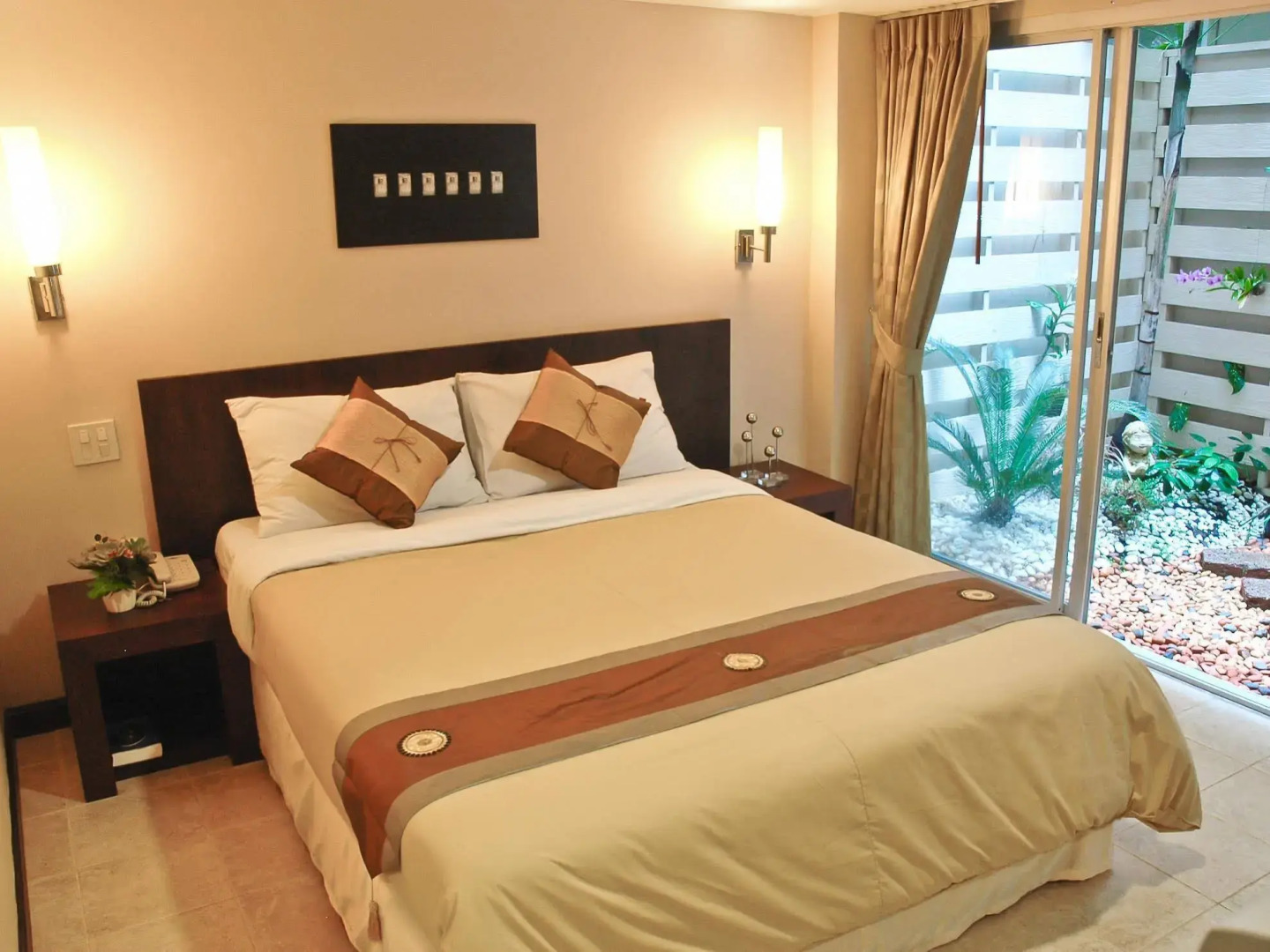 Foto - The Jomtien Twelve