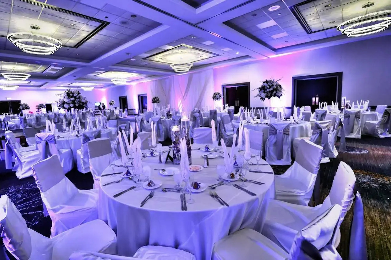 Photo - Renaissance Chicago Glenview Suites Hotel