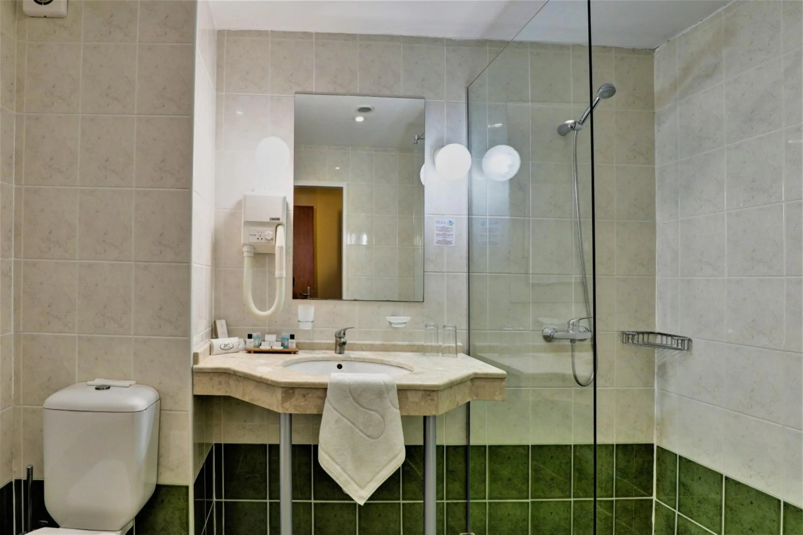 Photo - Mirabelle Hotel