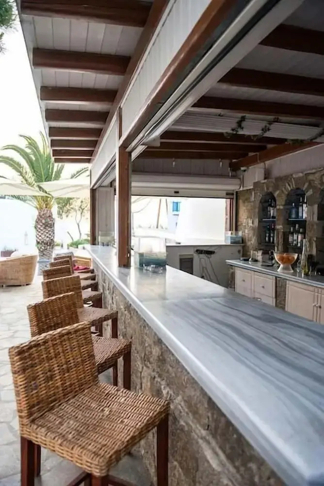 Photo - Poseidon Hotel & Suites