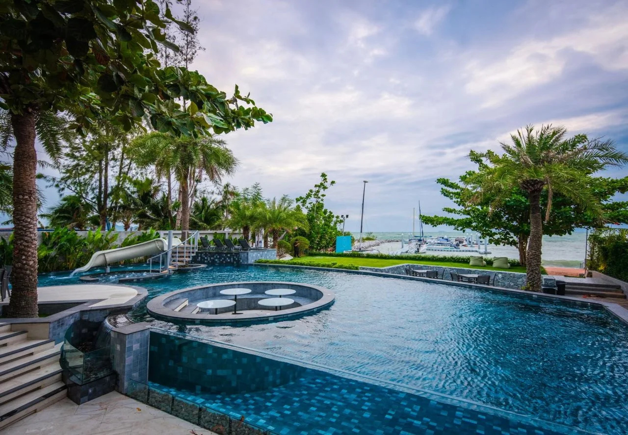 Photo - Worita Cove Hotel