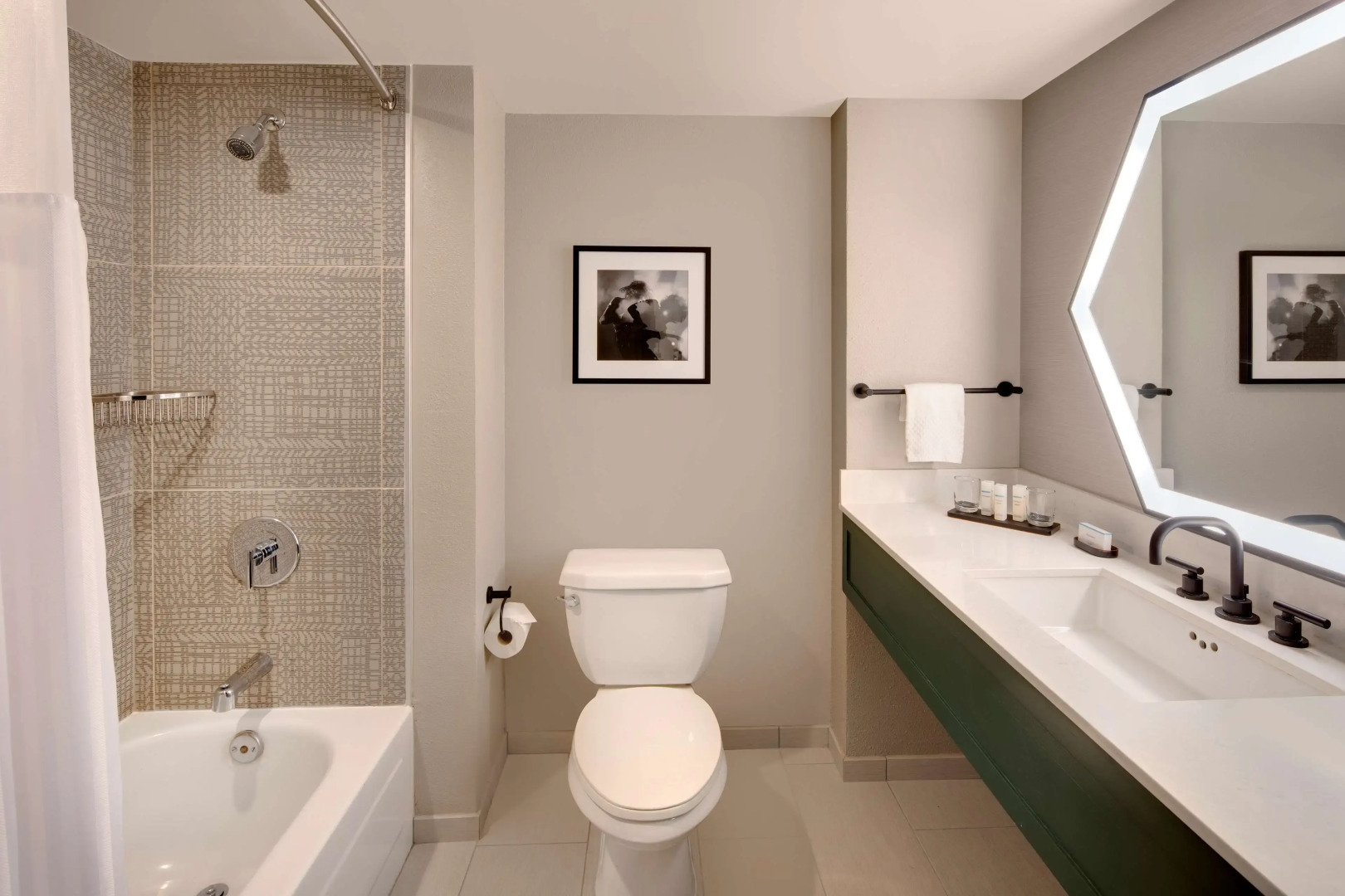 Foto - Embassy Suites by Hilton San Rafael at Marin Center