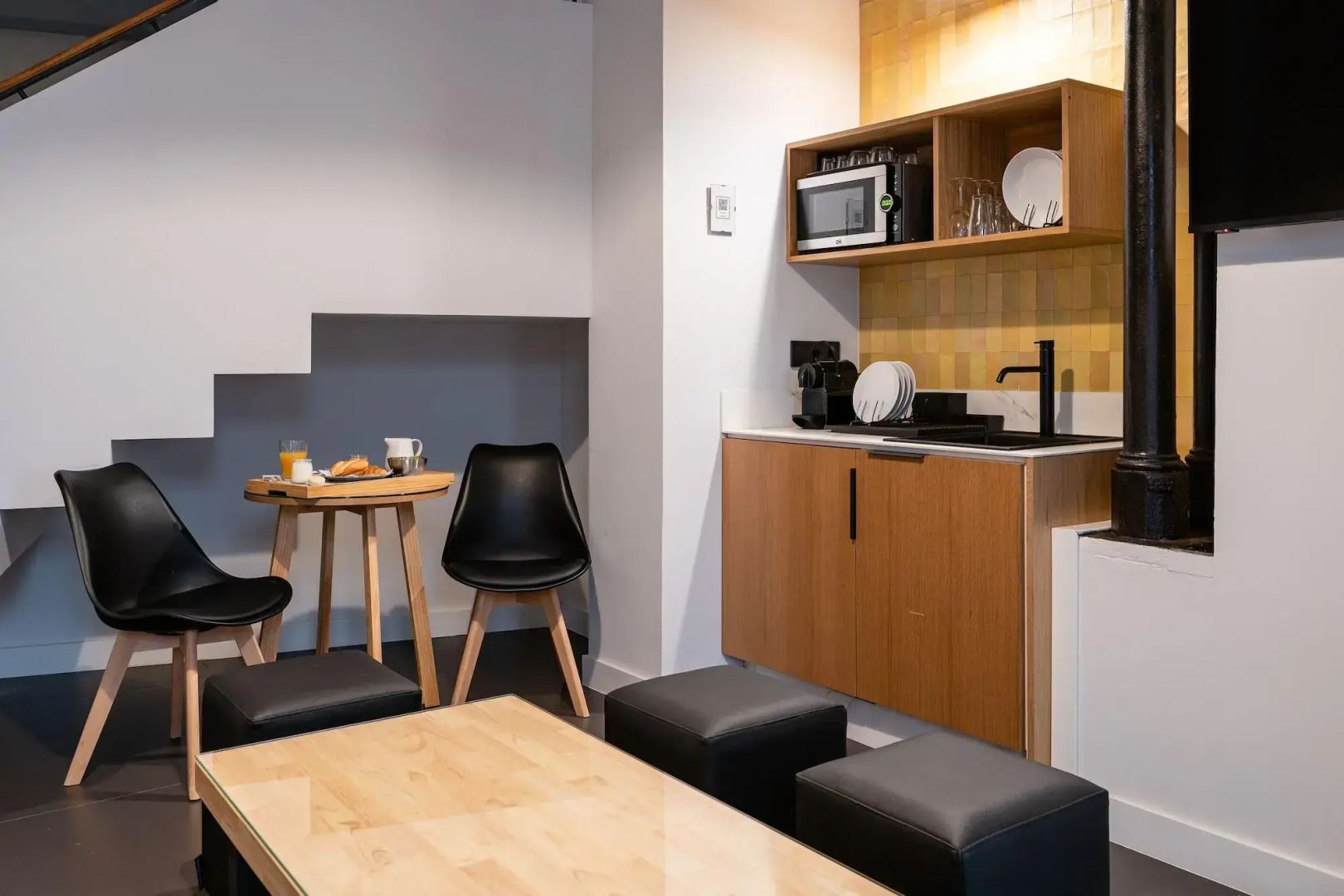 Photo - Welldone Quality - Crystal pool