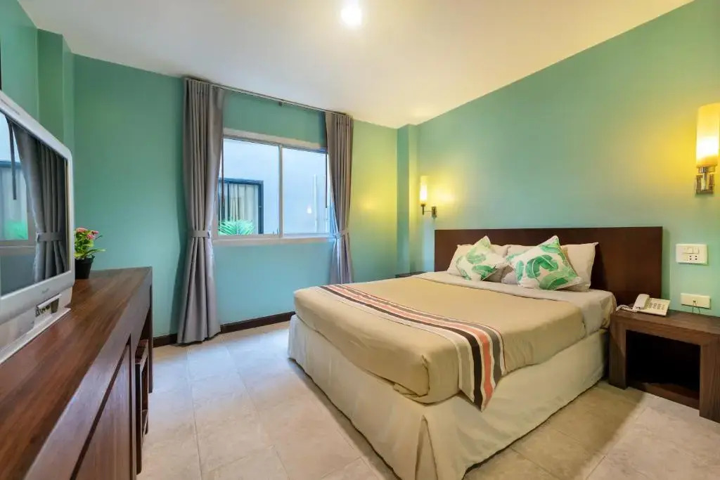 Photo - The Jomtien Twelve