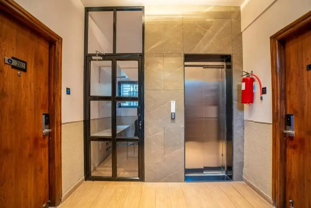 Foto - StayBird Divine Suites Business Hotel