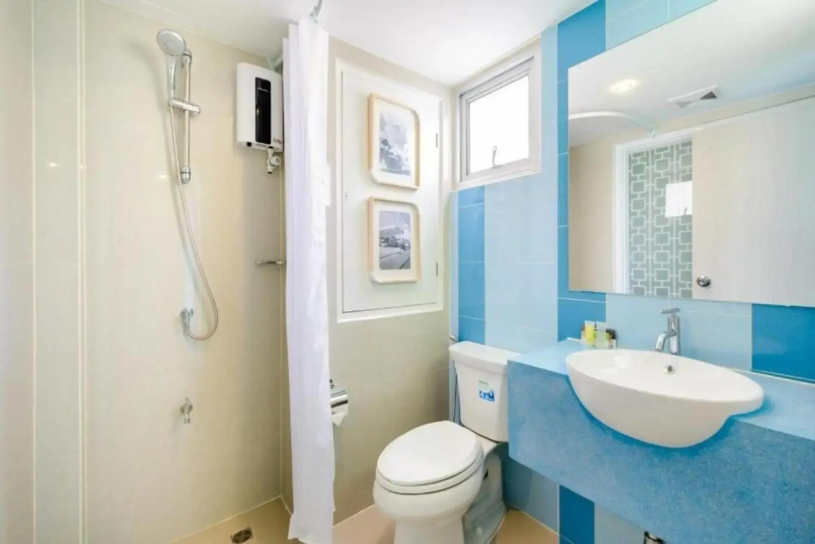 Foto - The Tint At Phuket Town - SHA Plus