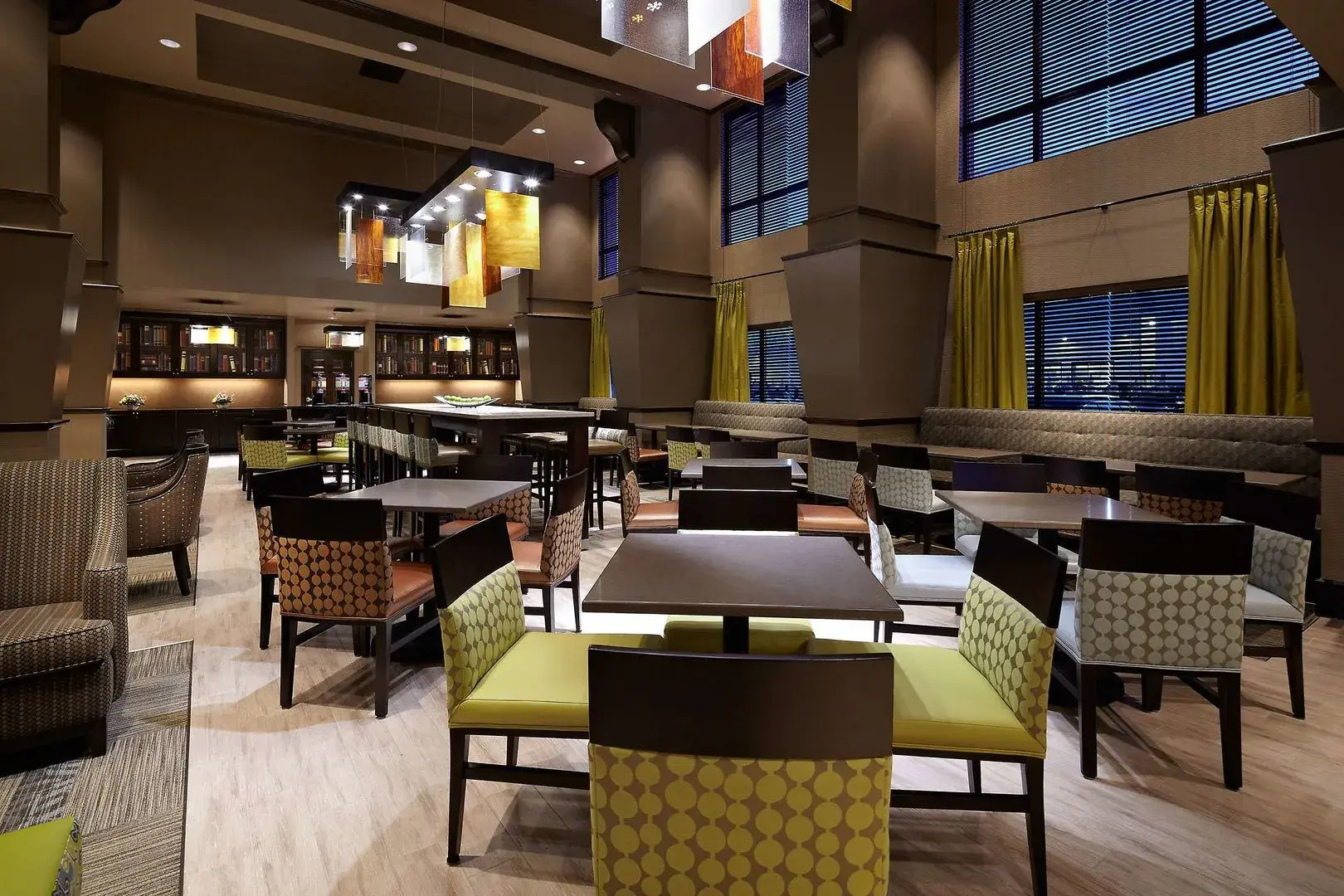 Foto - Hampton Inn & Suites by Hilton Montreal-Dorval