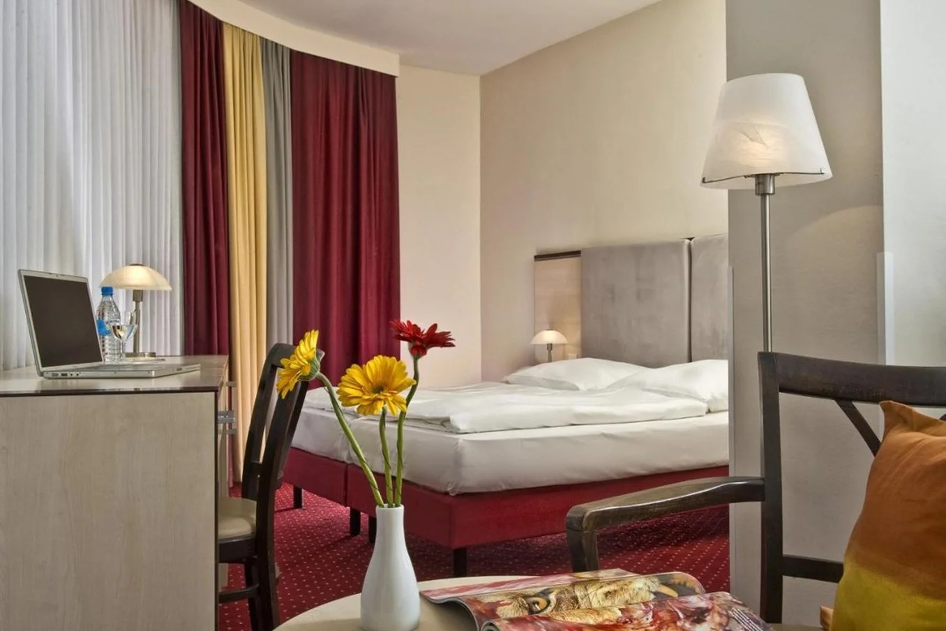 Foto - Come Inn Berlin Kurfürstendamm