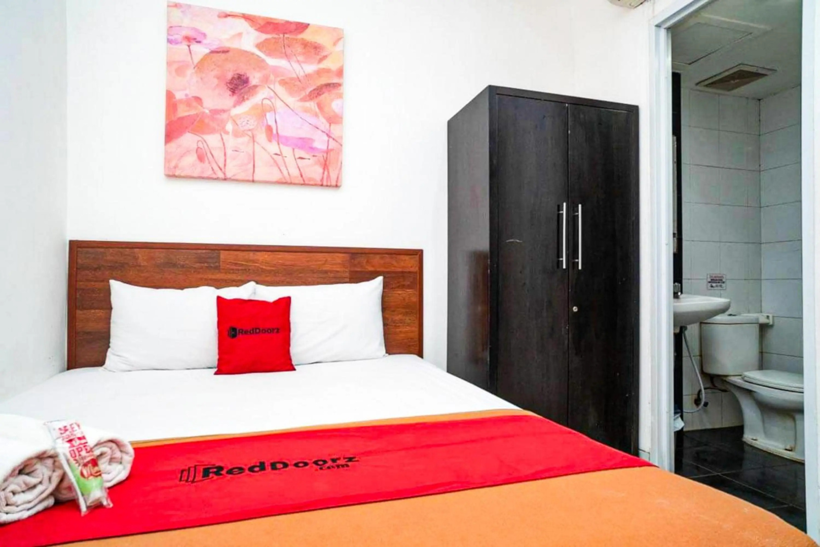 Foto - RedDoorz Plus @ Pasar Baru