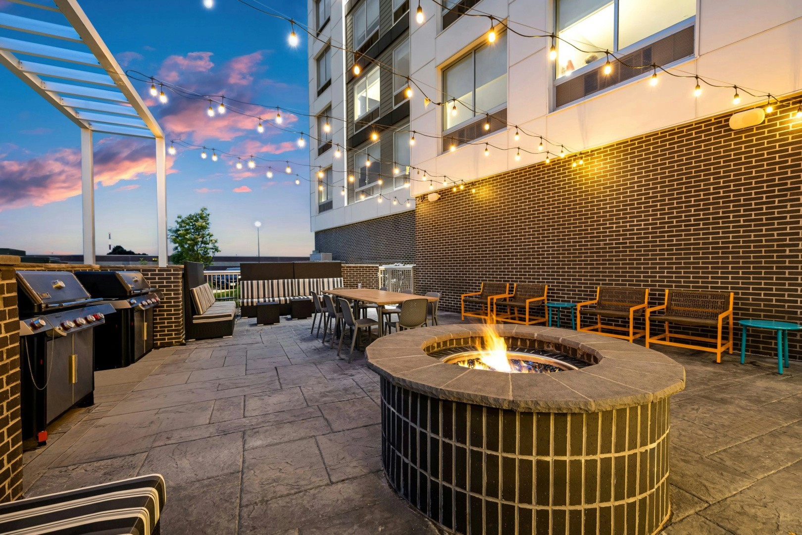 Photo - Home2 Suites By Hilton Madison East