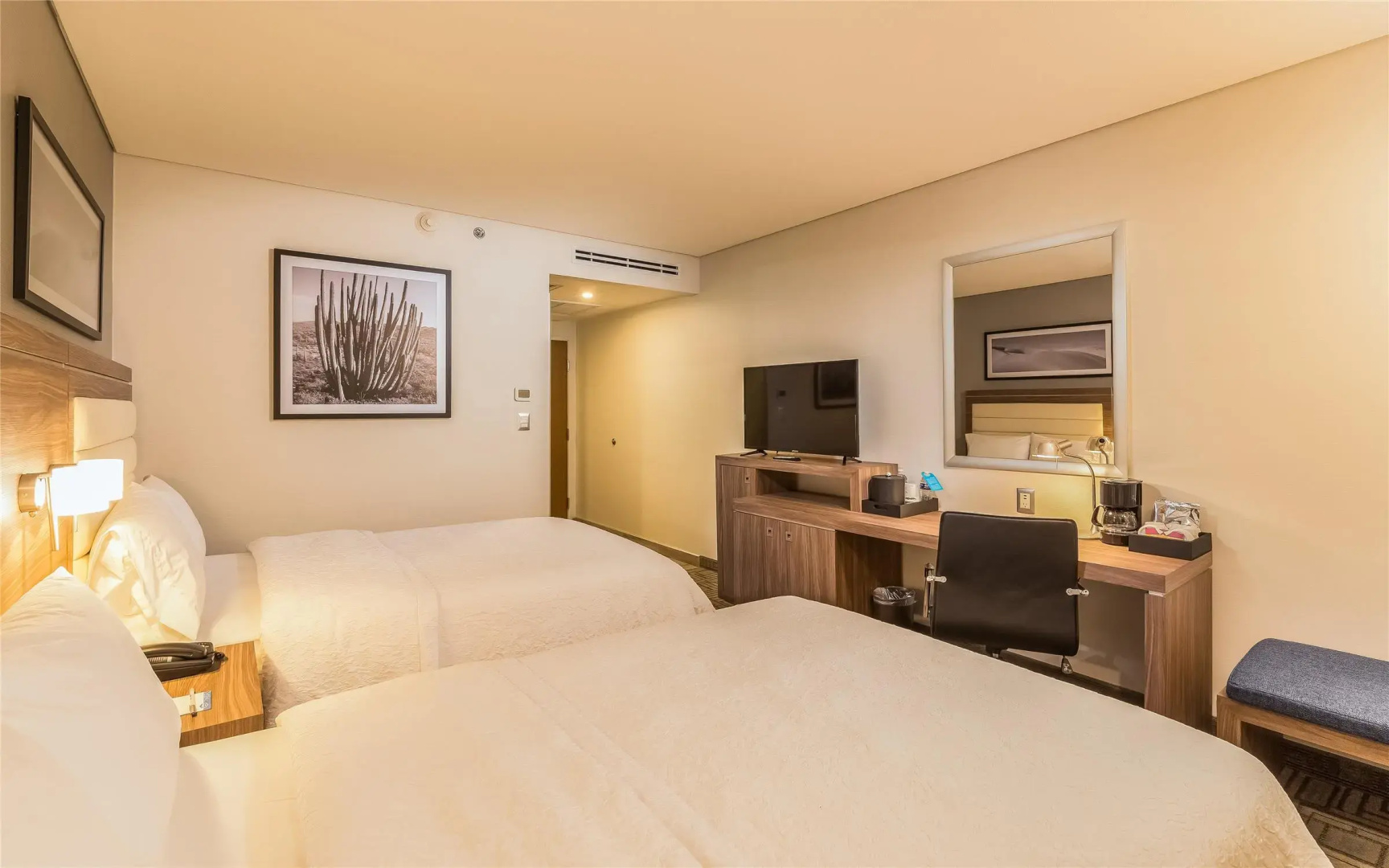 Foto - Hampton Inn by Hilton Tijuana