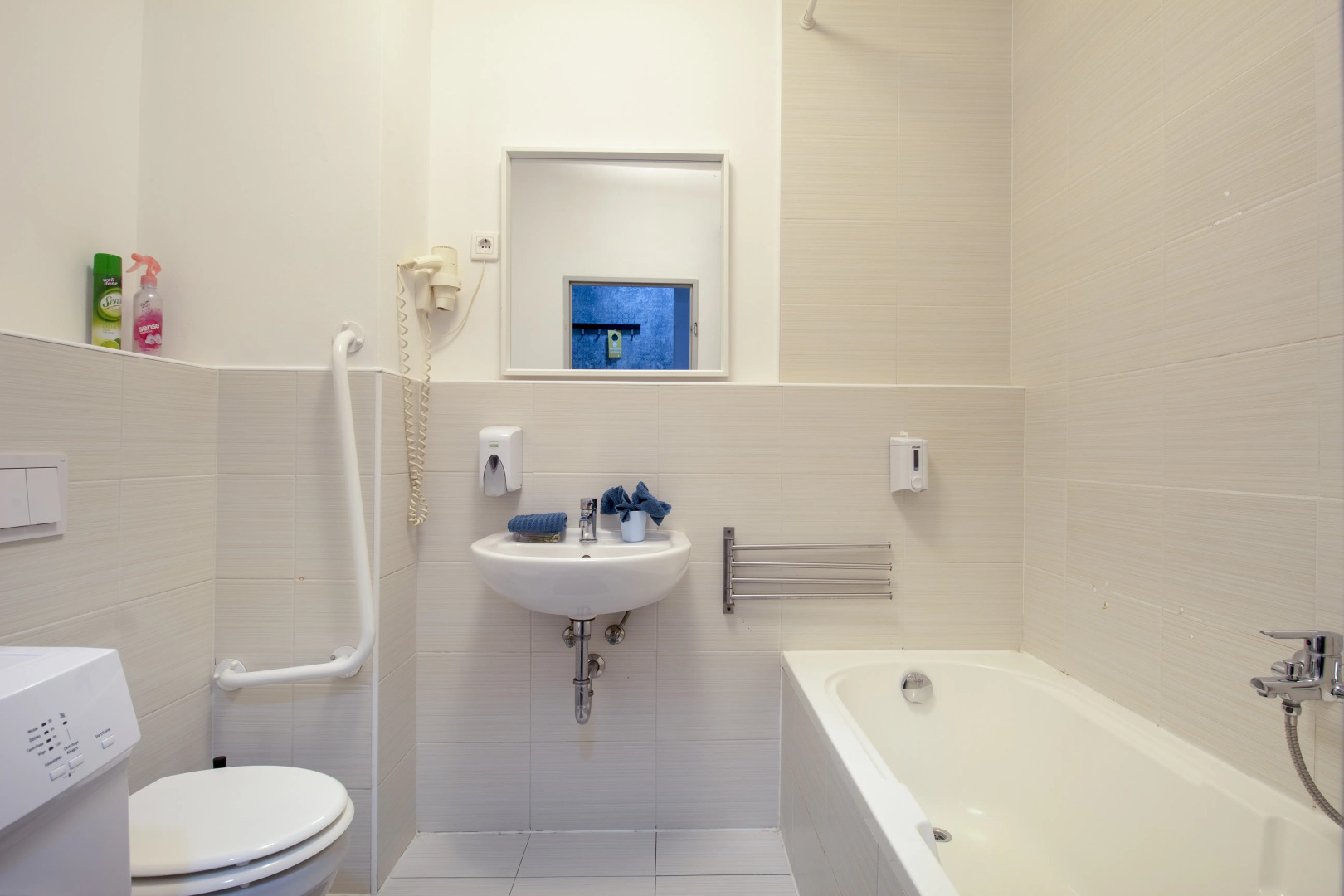 Photo - Prince Apartments