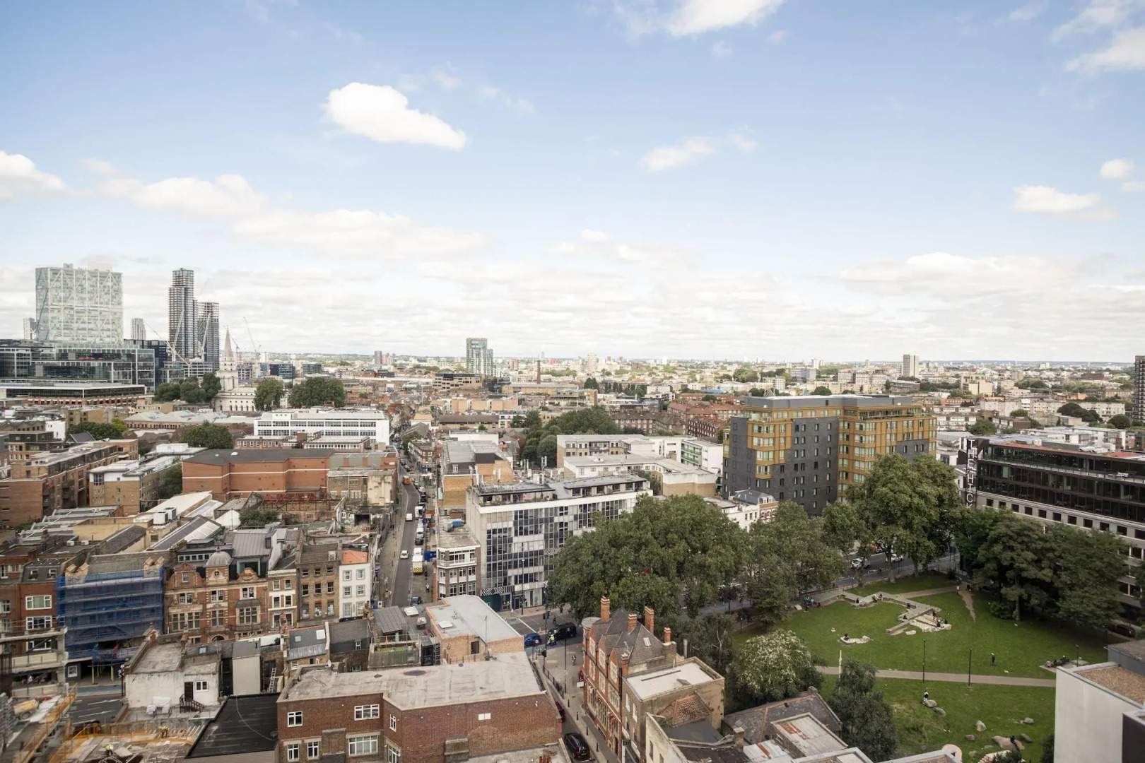 Foto - The Gate London City