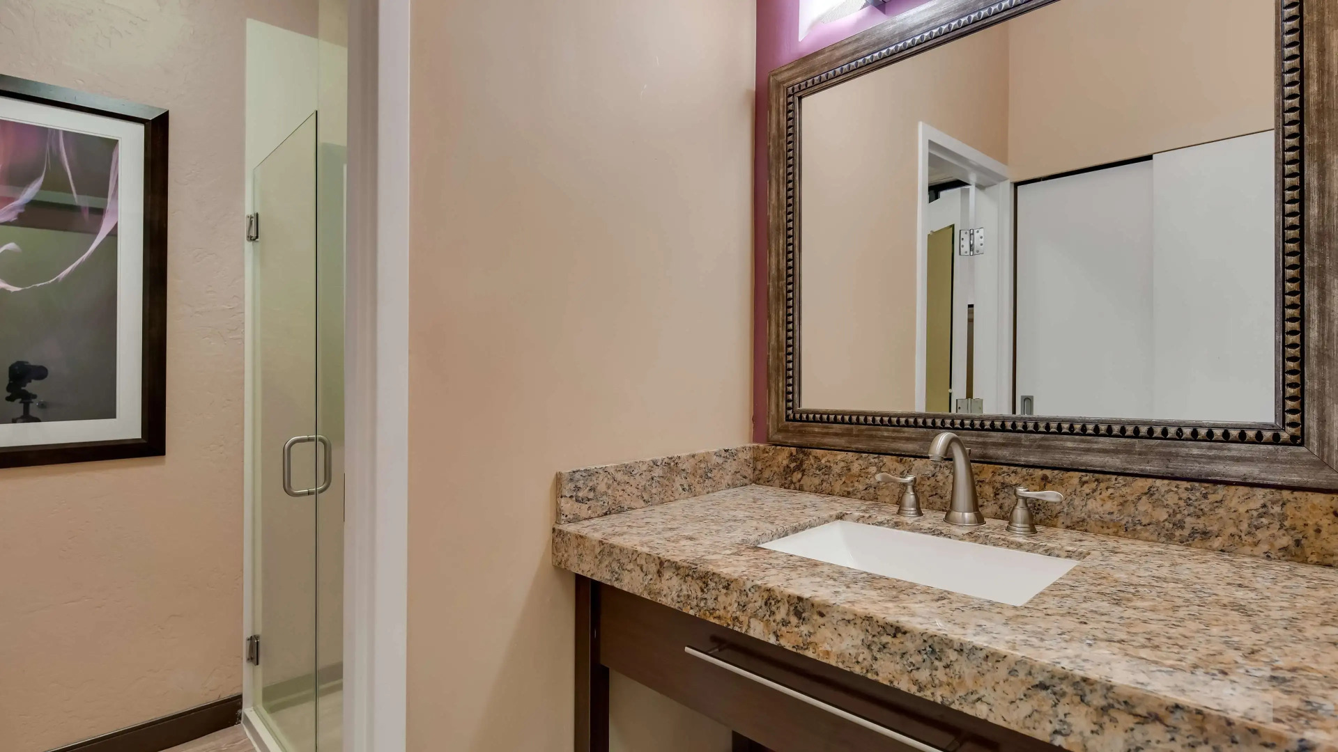 Photo - Best Western View of Lake Powell Hotel