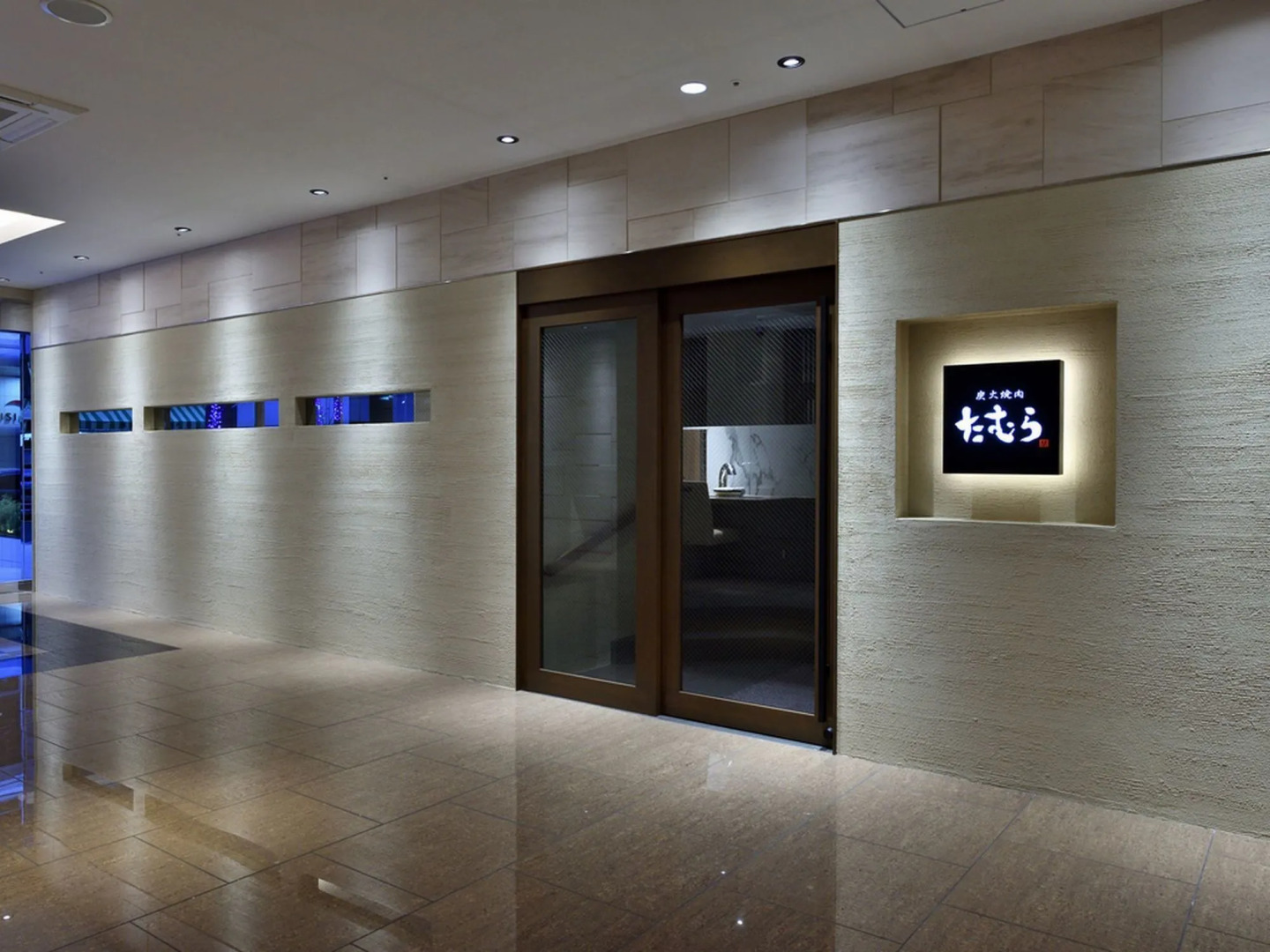 Foto - Lub d Osaka Honmachi - Near Dotonbori & Next to Hommachi Station