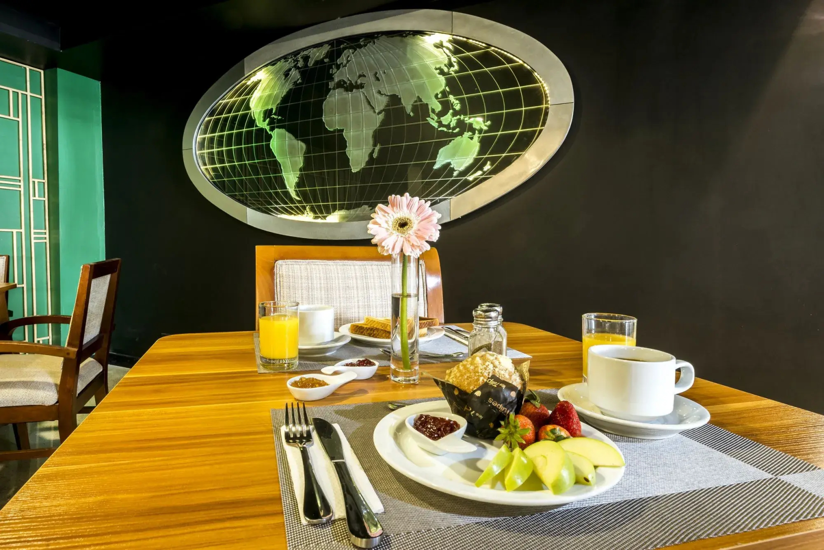Photo - Urban Green Hotel & Suites