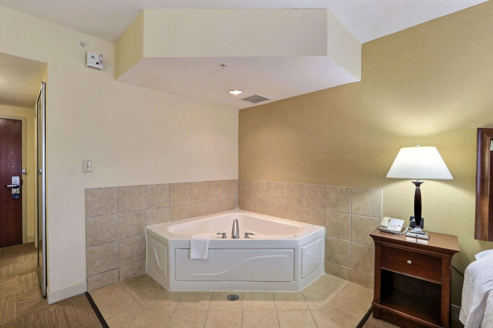 Photo - Hampton Inn & Suites Savannah - I-95 South - Gateway