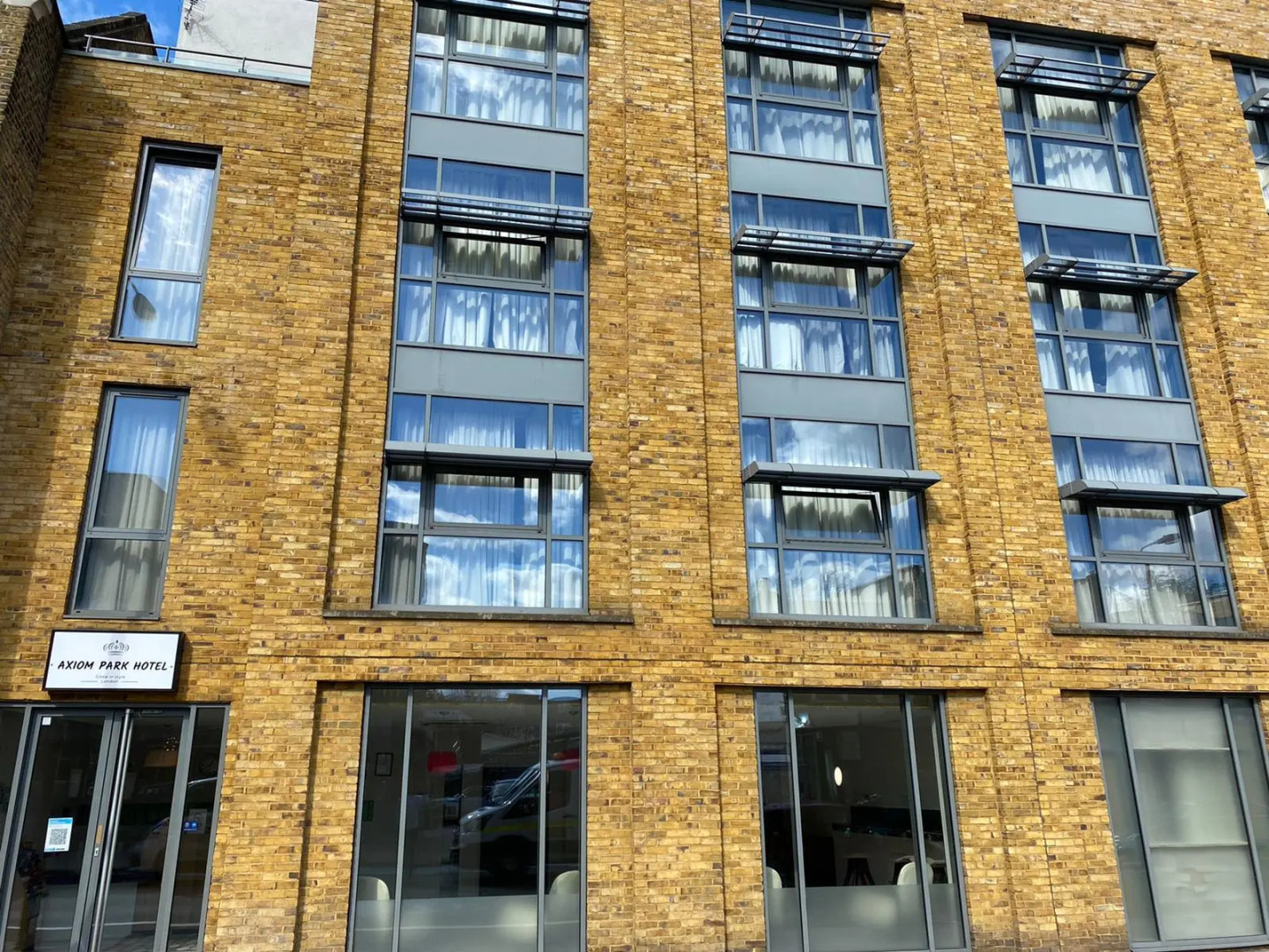 Foto - Axiom Park Hotel