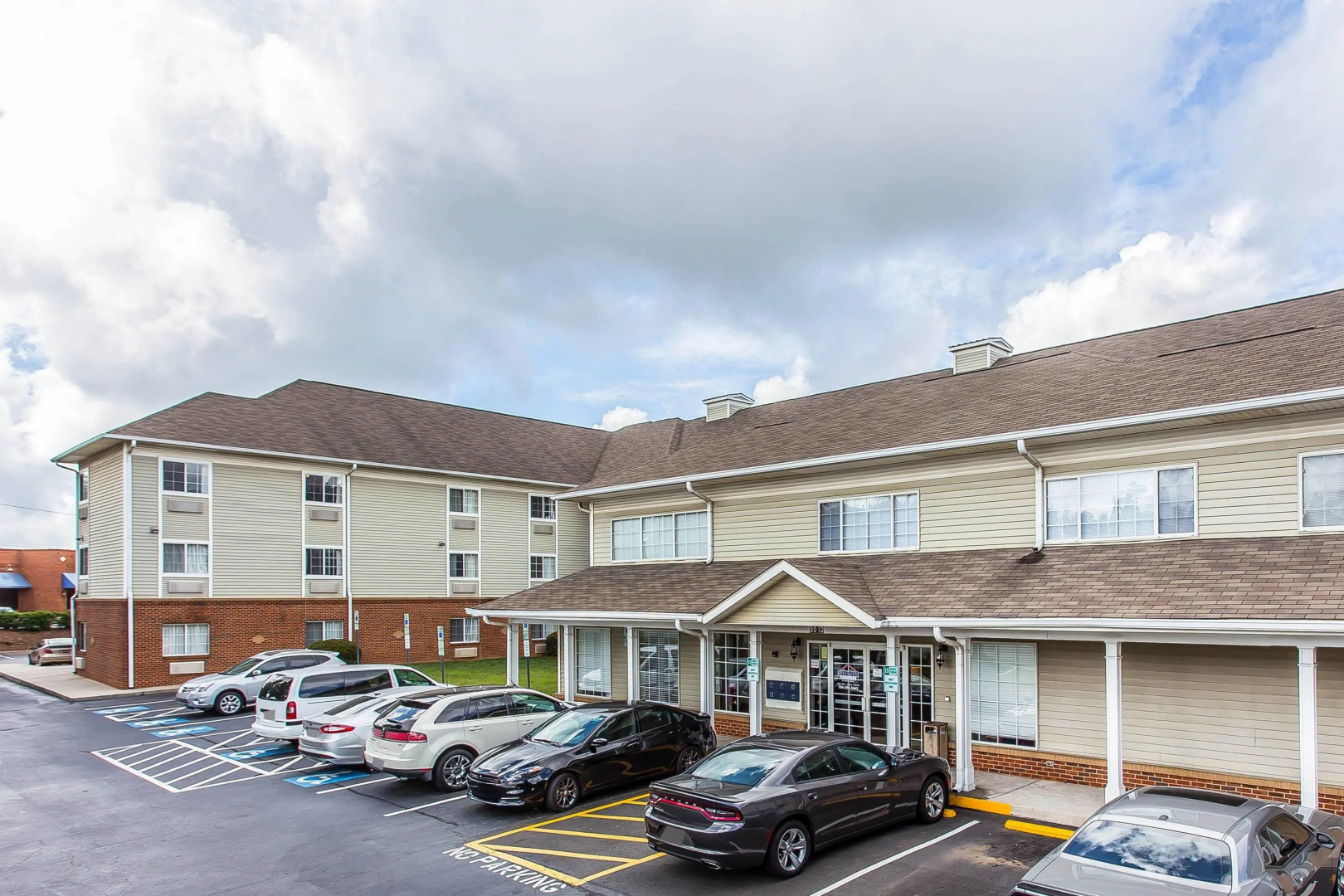 Foto - Suburban Studios near University of North Carolina-Charlotte