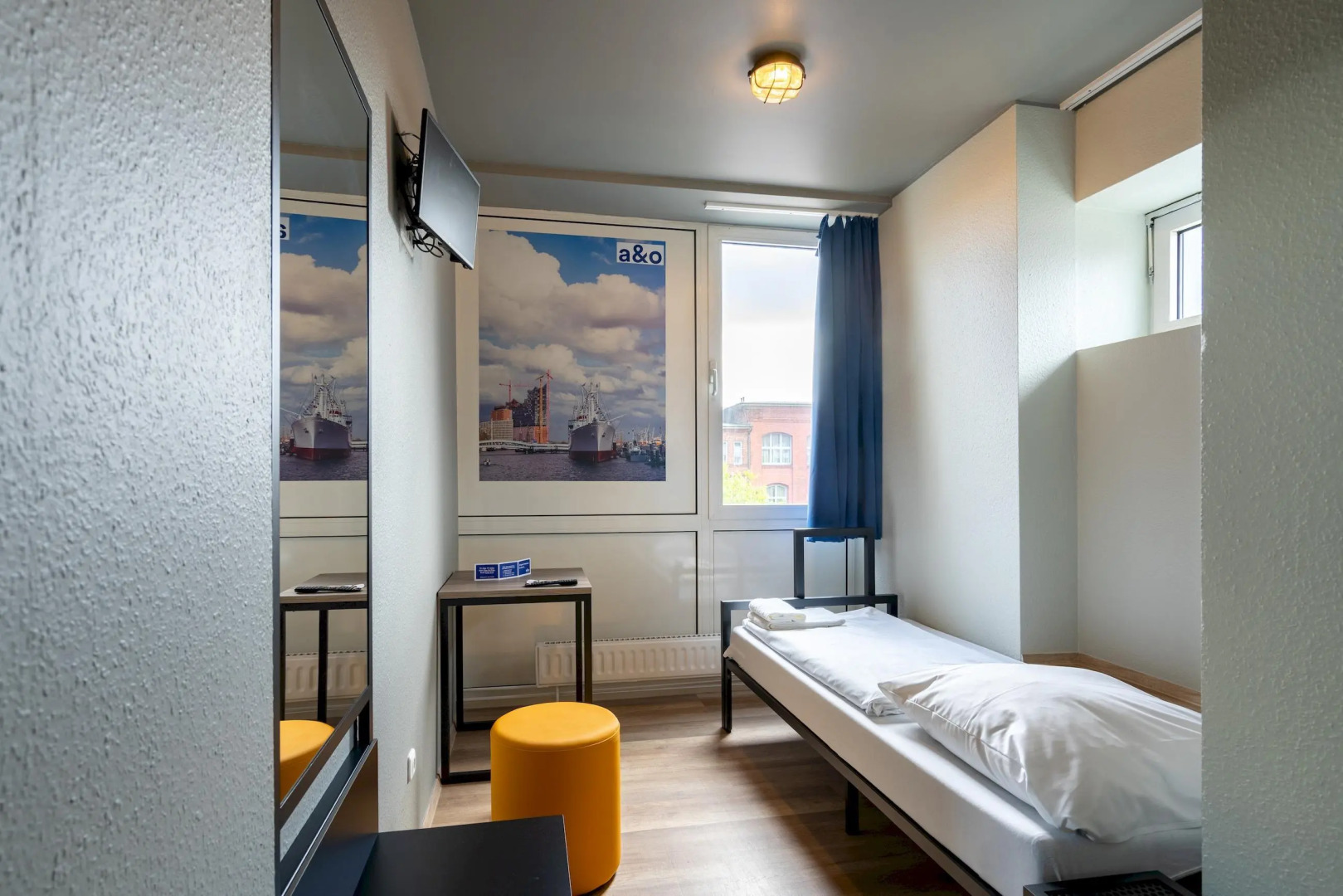 Foto - a&o Hamburg Hammer Kirche