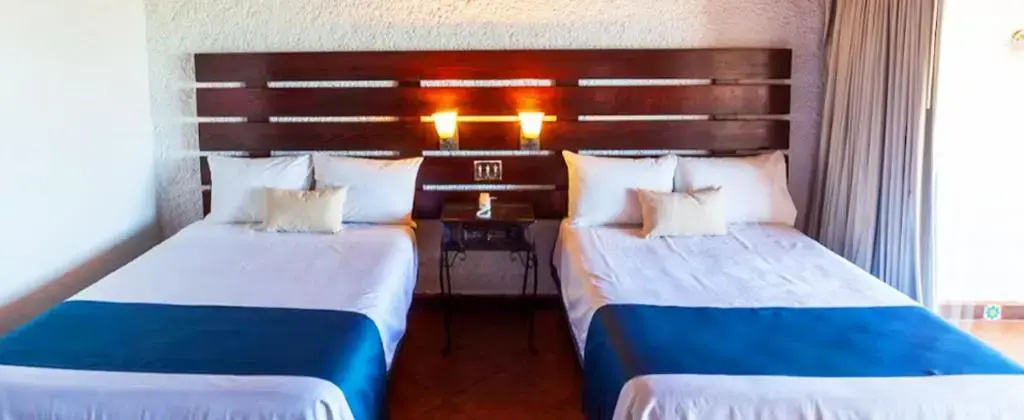Photo - Las Rocas Resort And Spa