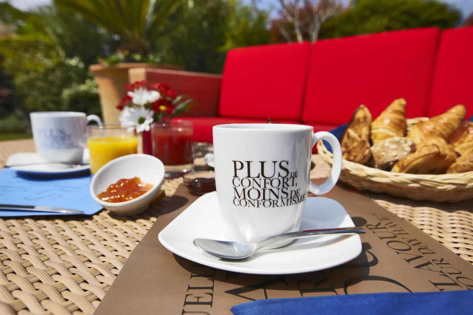 Foto - Brit Hotel Confort Nîmes Ouest - A9 sortie 25