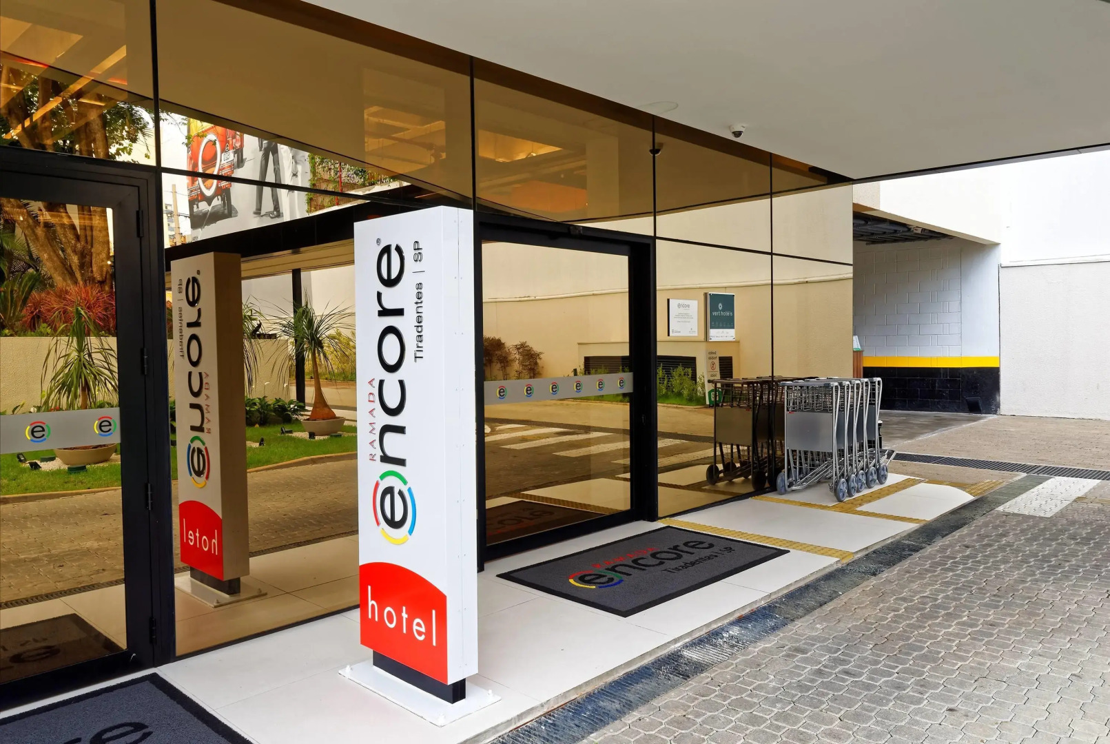 Foto - Ramada Encore Centro Tiradentes