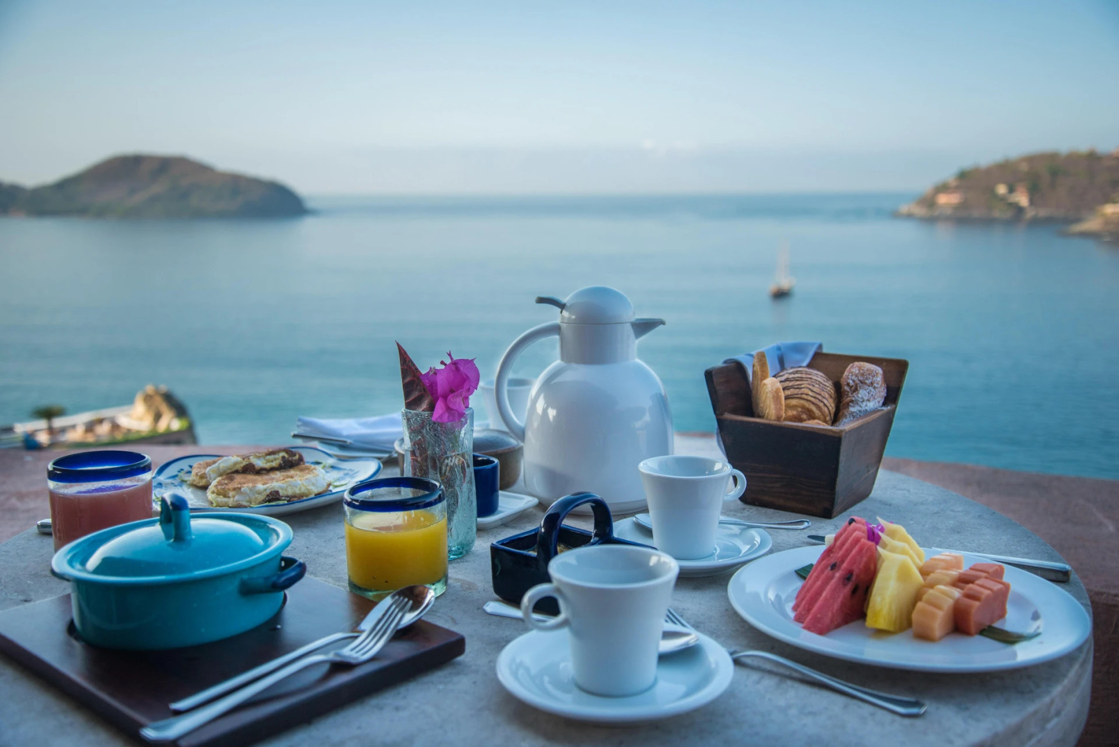 Photo - La Casa Que Canta