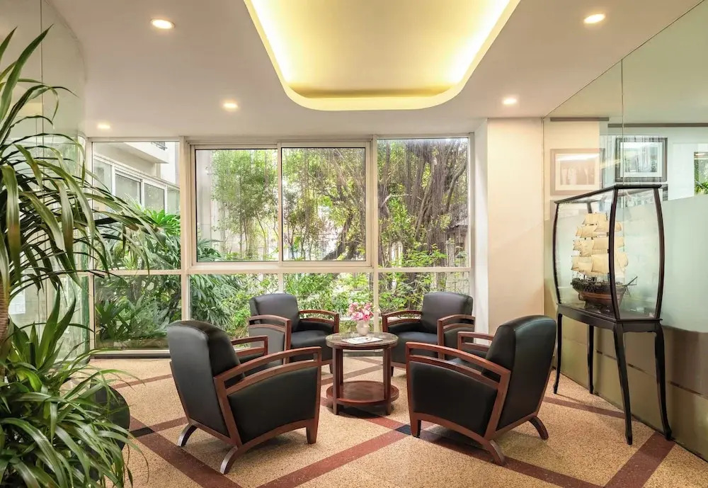 Foto - Elegant Suites Central