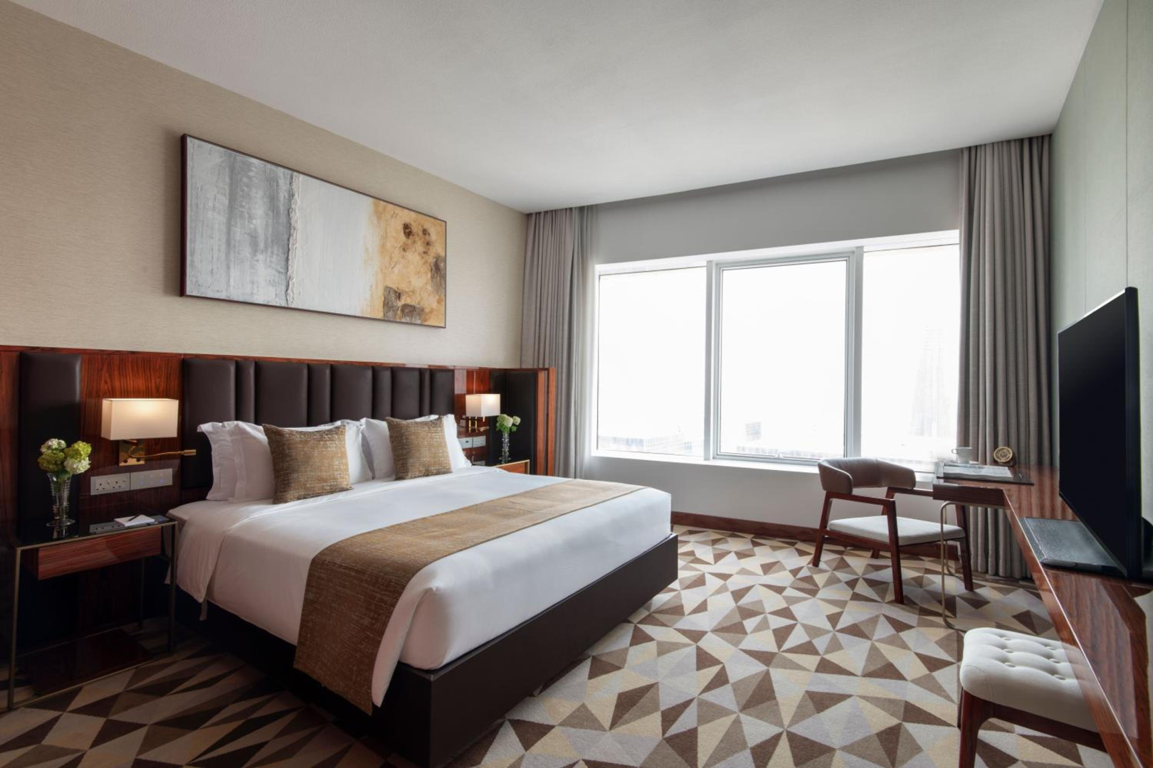 Photo - The Bentley Luxury Hotel and Suites