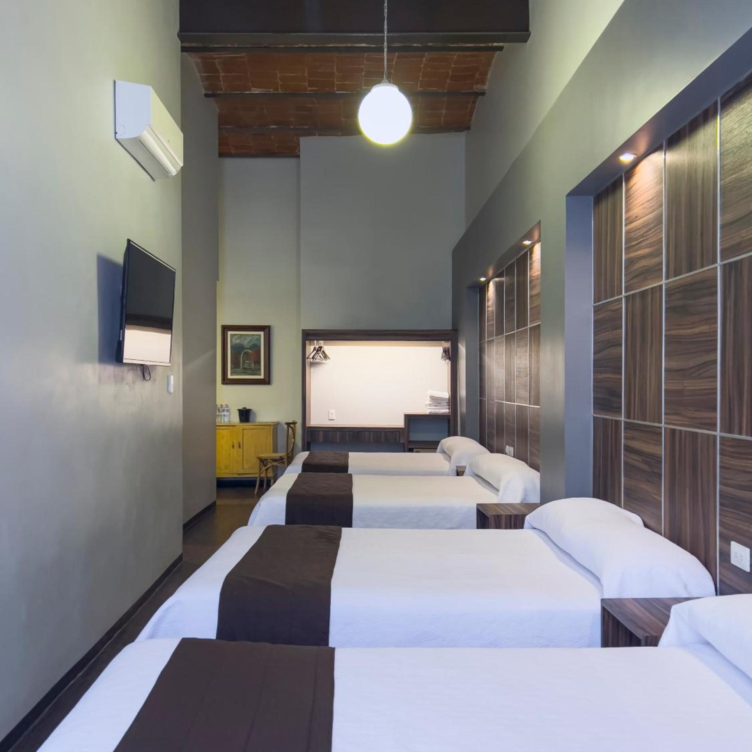 Photo - Hotel Principal