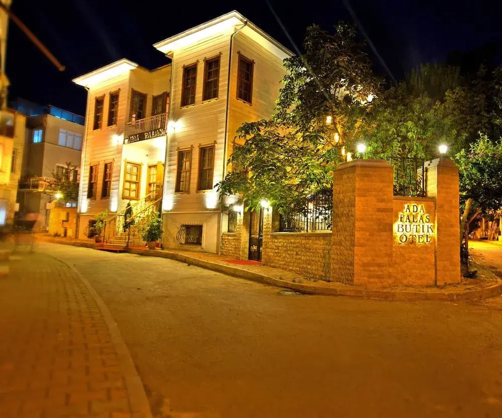 Photo - Ada Palas Buyukada