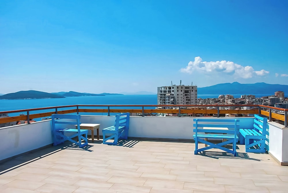 Foto - Lazy Roo Hostel Saranda