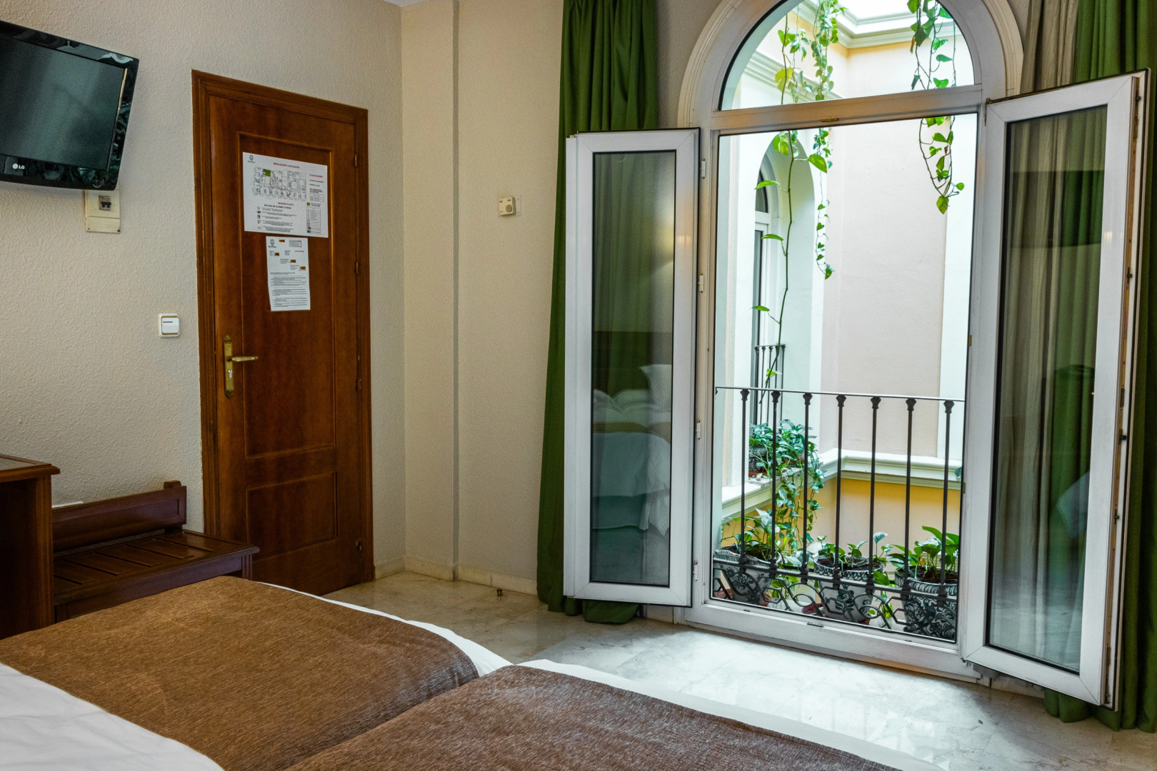 Photo - Hotel Reina Cristina