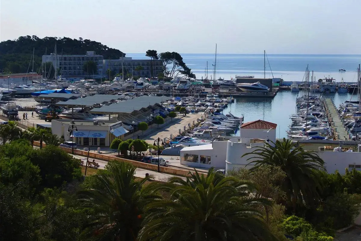 Photo - Invisa Hotel La Cala