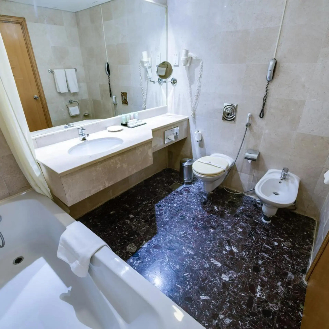 Photo - Grand Continental Hotel