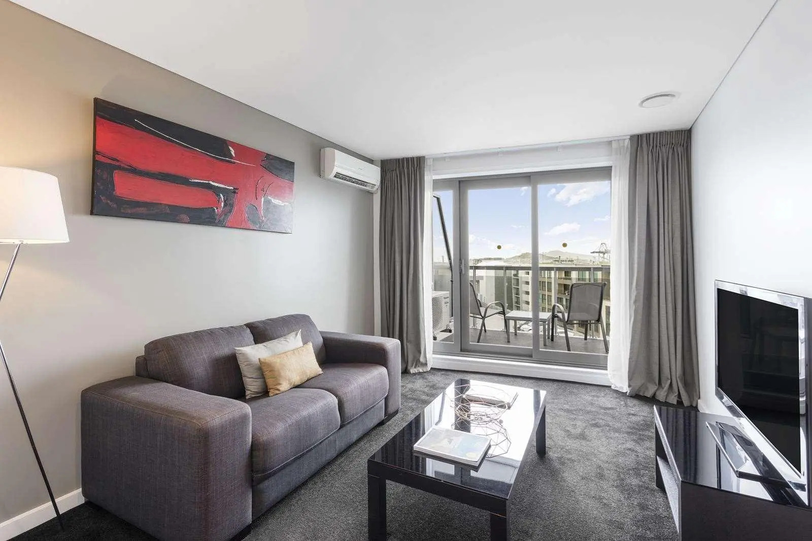 Photo - Oaks Auckland Hotel