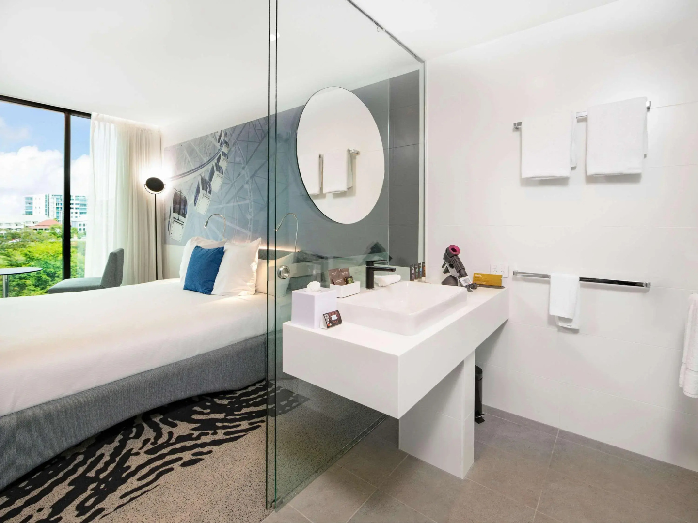 Photo - Novotel Brisbane South Bank