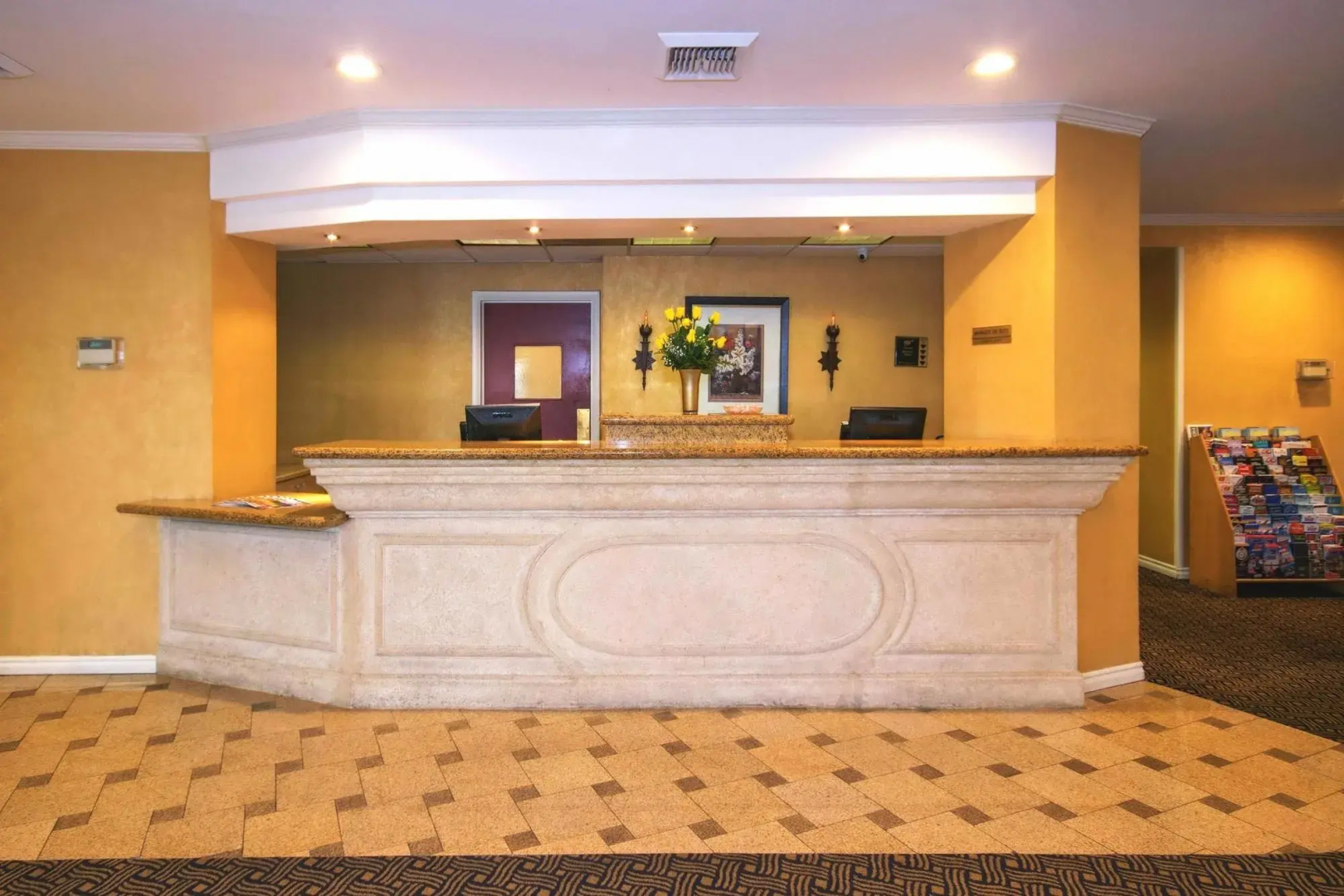 Photo - Oakland Airport Executive Hotel
