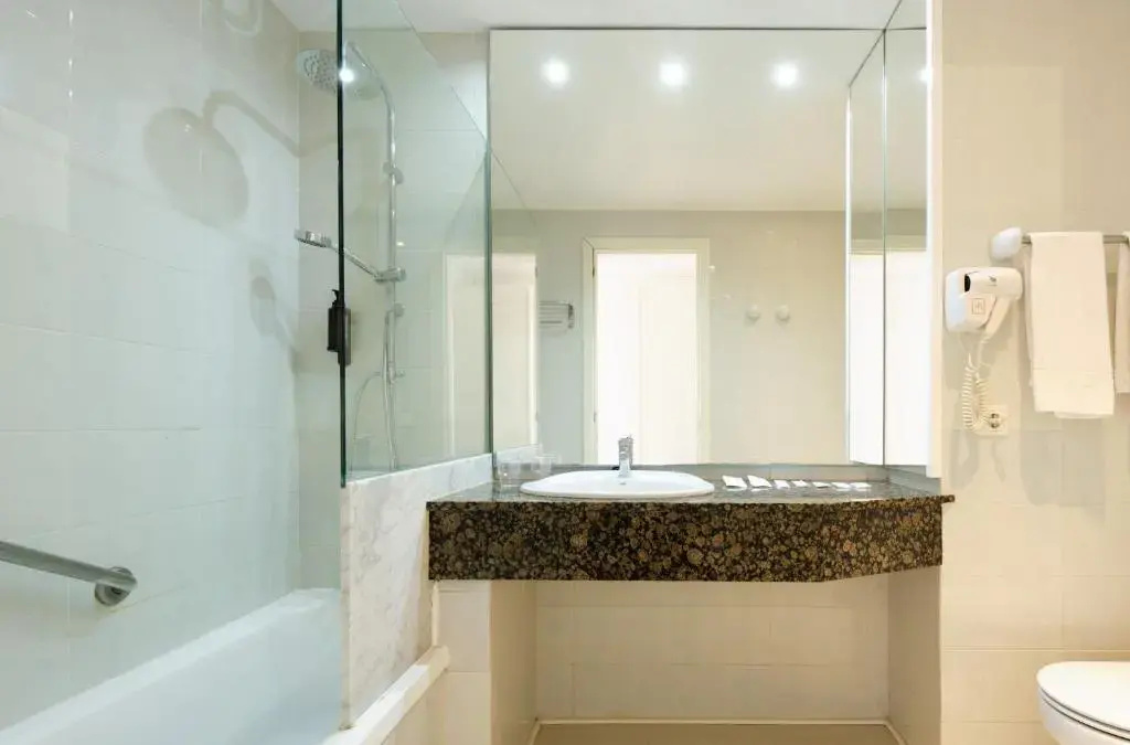 Photo - Hotel Castell dels Hams
