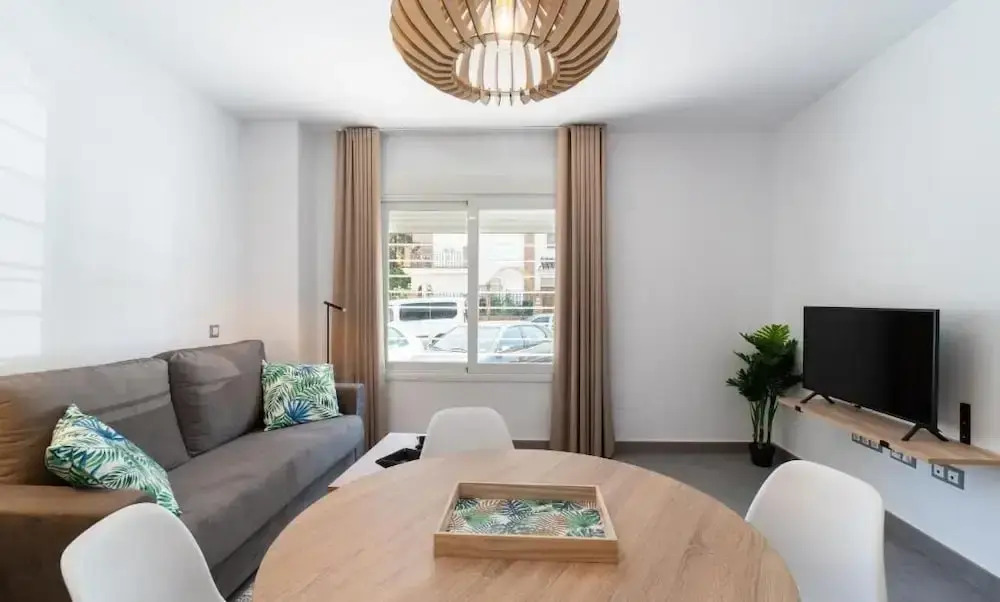 Photo - Sur Suites La Dorada, centricos soleados a pocos metros de la Playa y con Parking Opcional