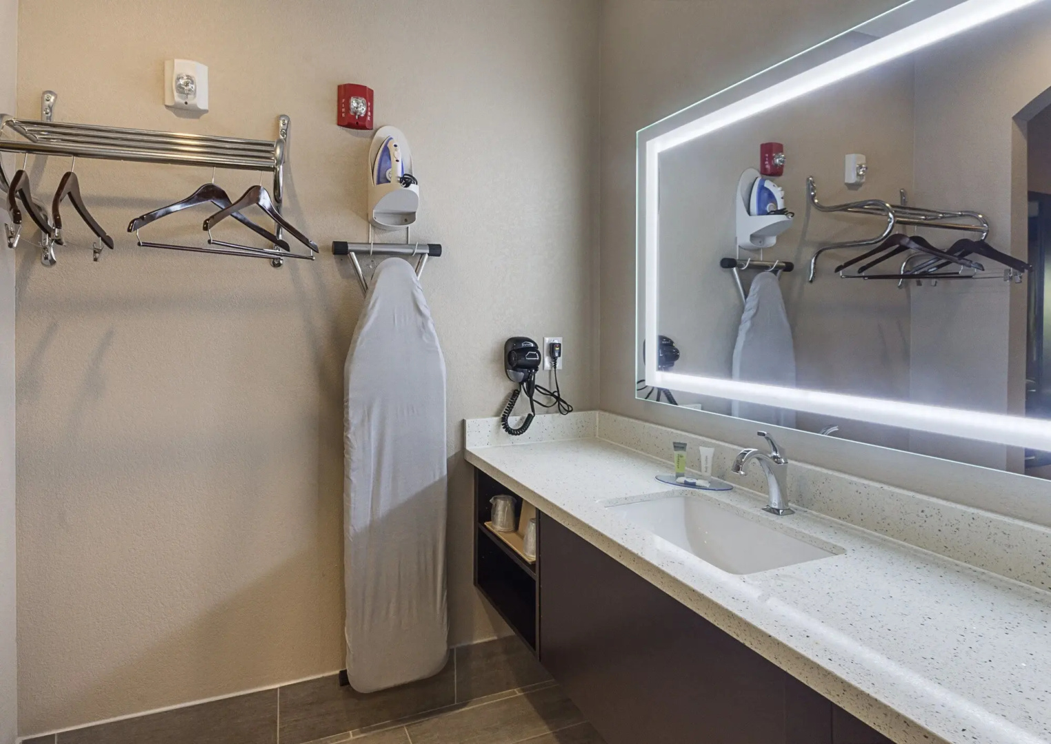 Foto - Econo Lodge Inn & Suites Houston NW-Cy-Fair
