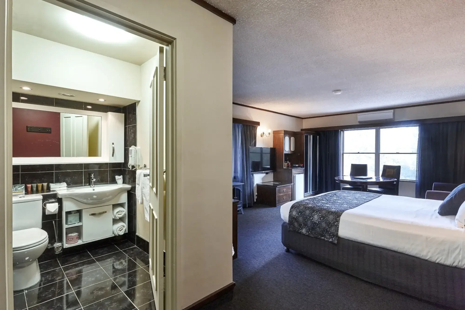 Photo - Quality Hotel Colonial Launceston