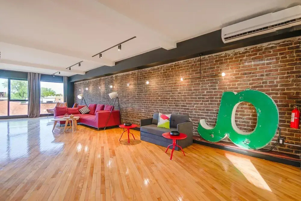 Foto - LiV MTL Plaza