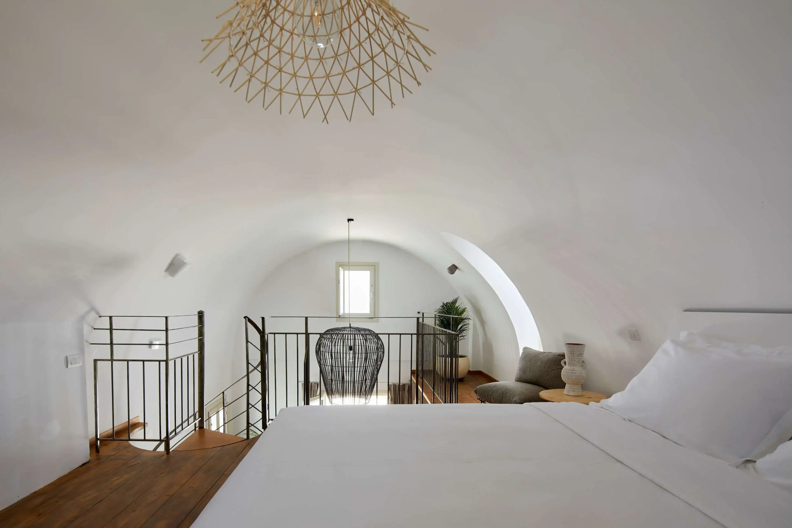 Foto - Sea Breeze Santorini Beach Resort, Curio Collection Hilton