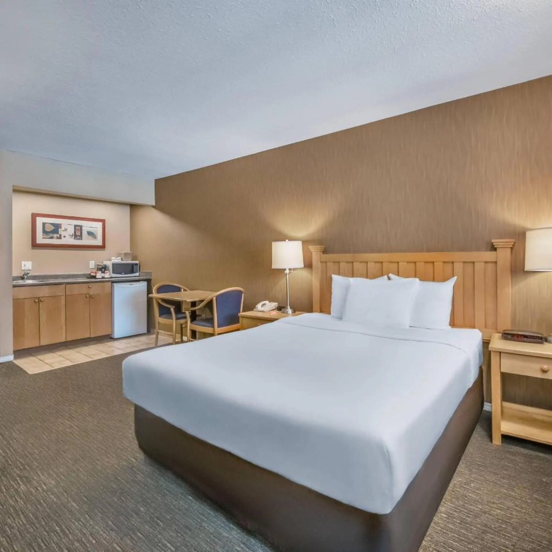 Photo - Econo Lodge Inn & Suites