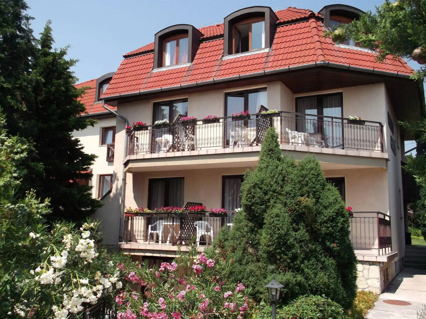 Photo - HELIOS Hotel Apartments