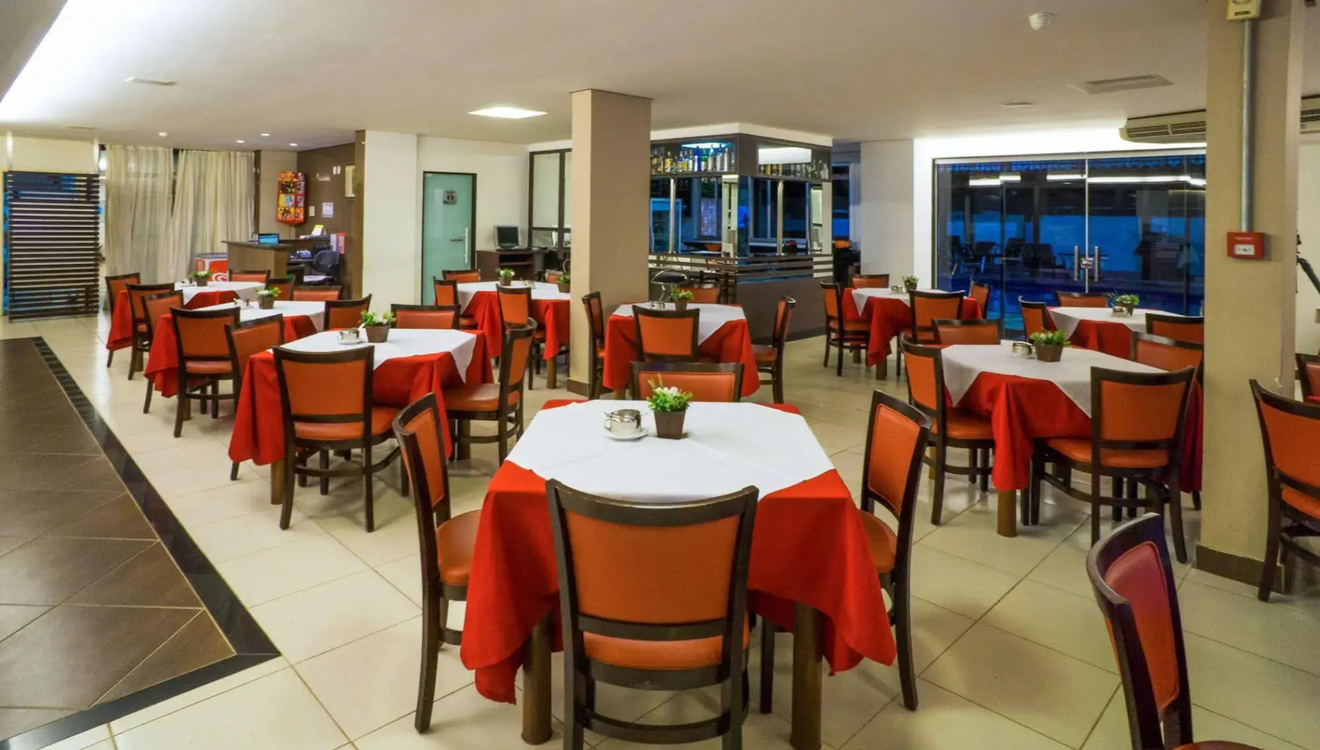 Photo - Laguna Plaza Hotel